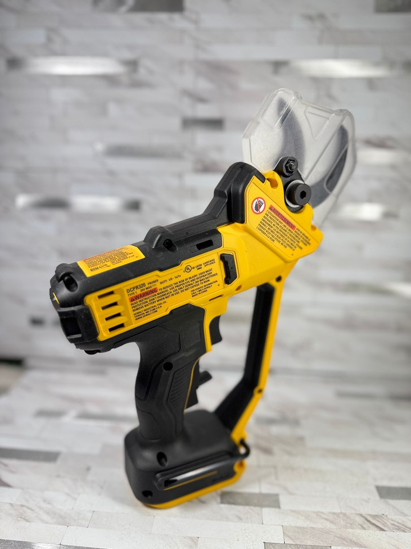 Dewalt 20V MAX Cordless Battery Powered Pruner (Tool Only)
