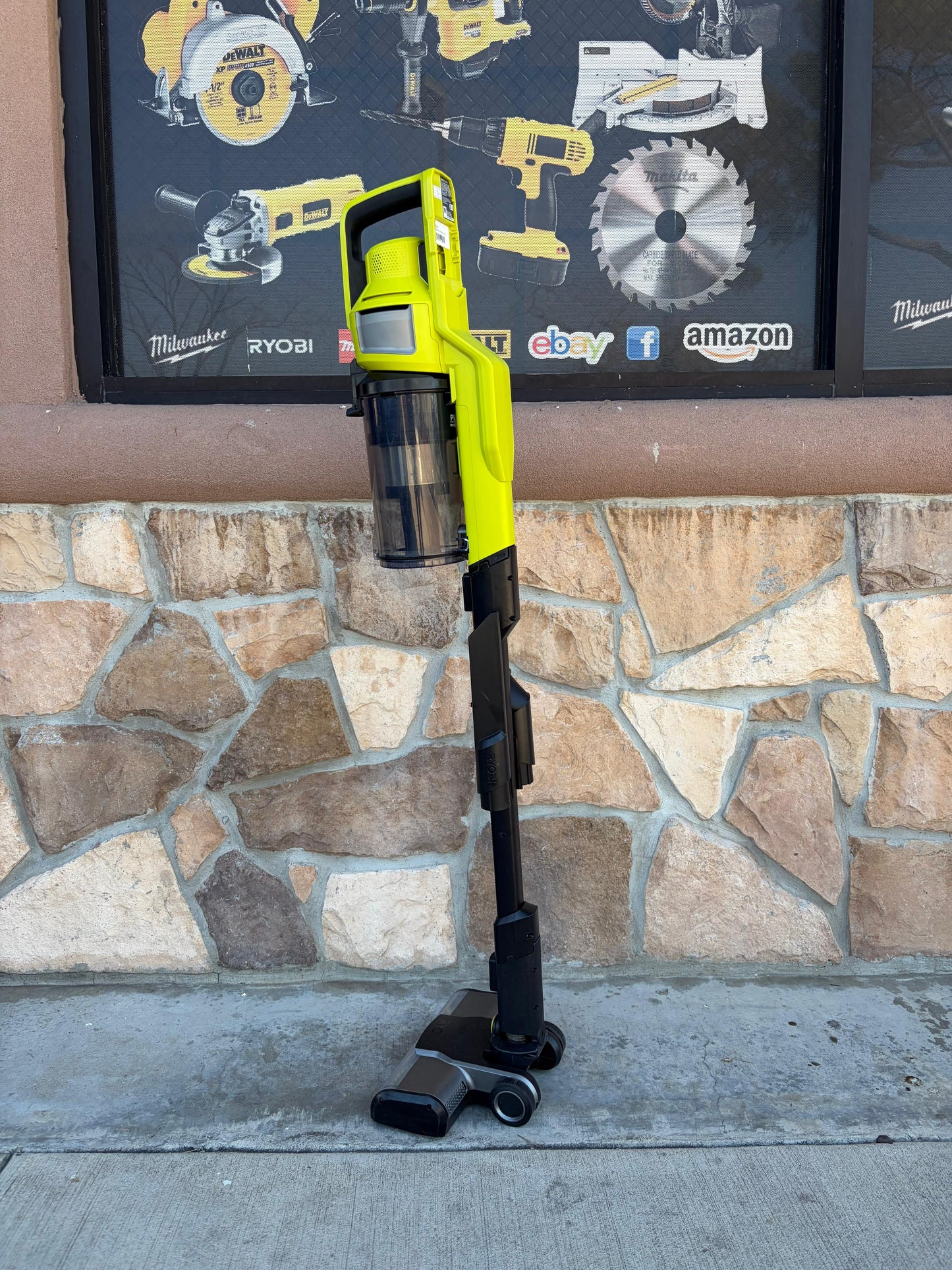 Ryobi ONE+ HP 18V Bagless Cordless Stick Vacuum Cleaner (Tool Only)