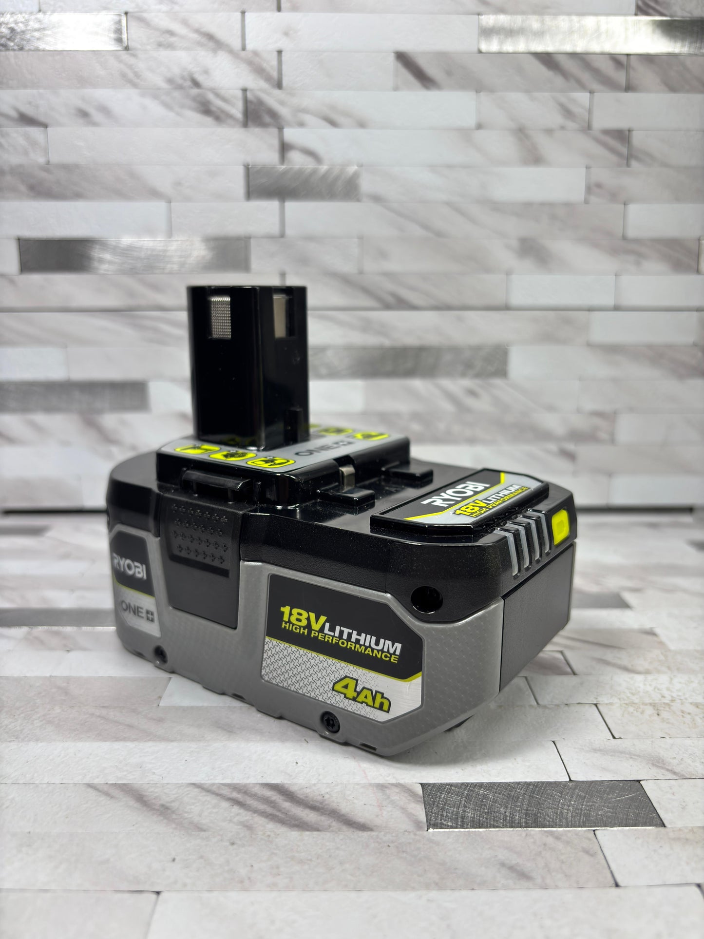 Ryobi ONE+ 18V 4.0 Ah Lithium-Ion HIGH PERFORMANCE Battery