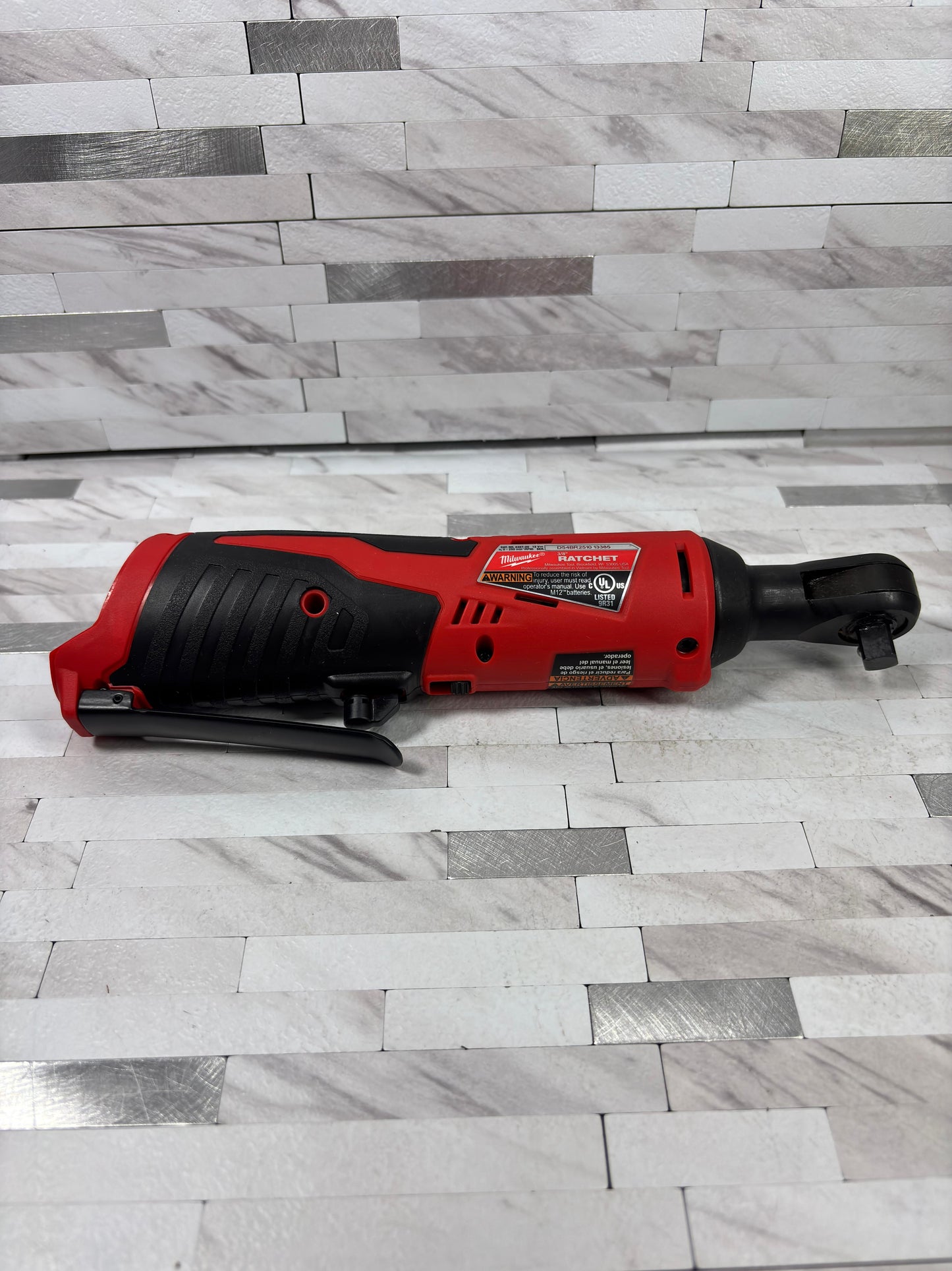 Milwaukee M12 12V Lithium-Ion Cordless 3/8 in. Ratchet (Tool-Only)