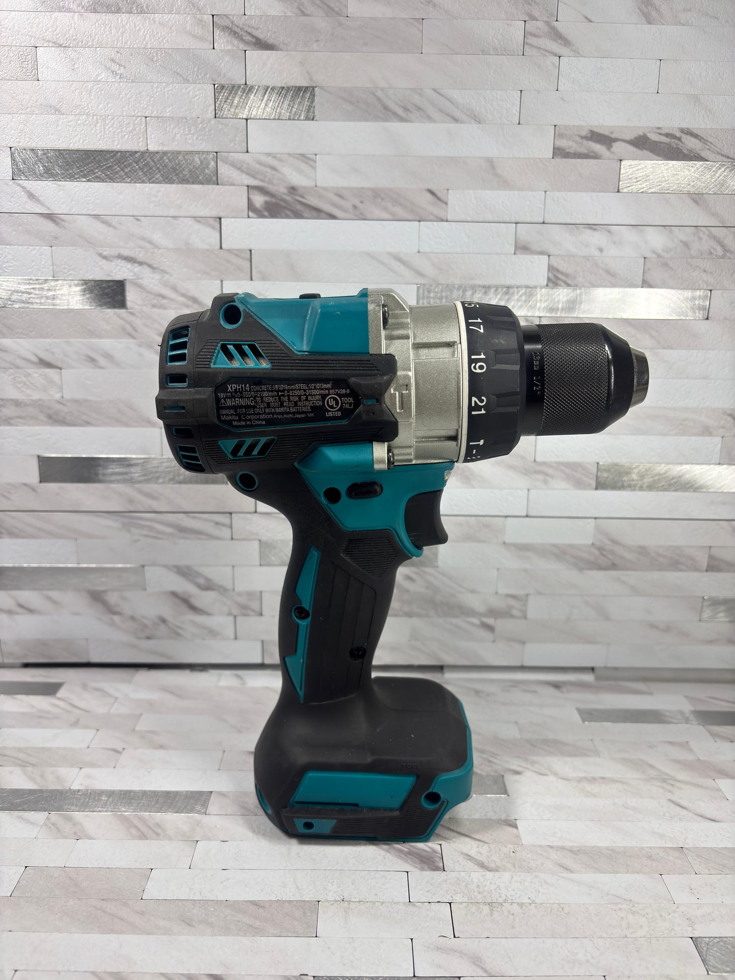 Makita 18V Lithium-Ion Brushless 1/2 In. Cordless Hammer Driver Drill (Tool Only)