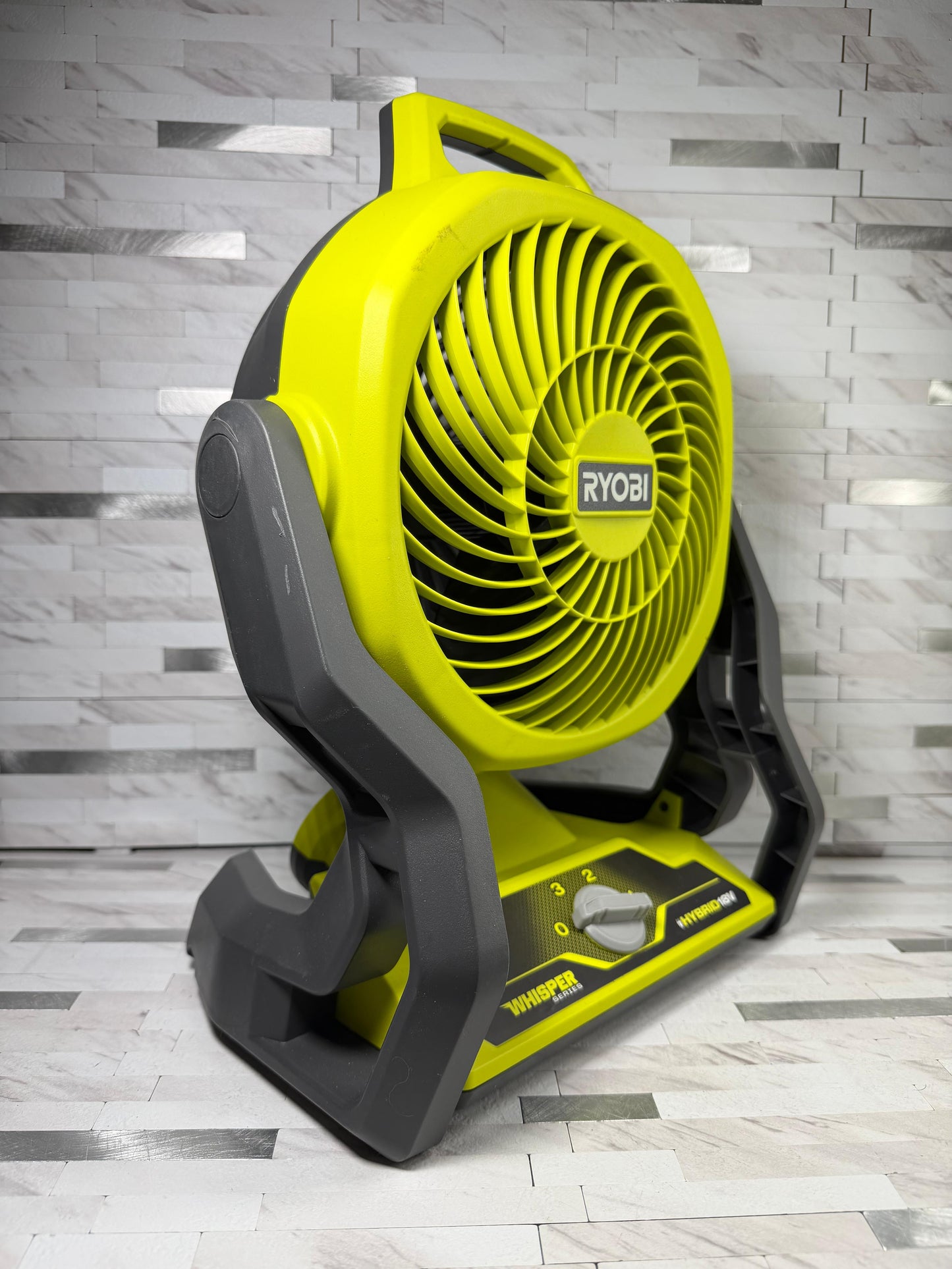 Ryobi ONE+ 18V Cordless Hybrid WHISPER SERIES 7-1/2 in. Fan (Tool Only)