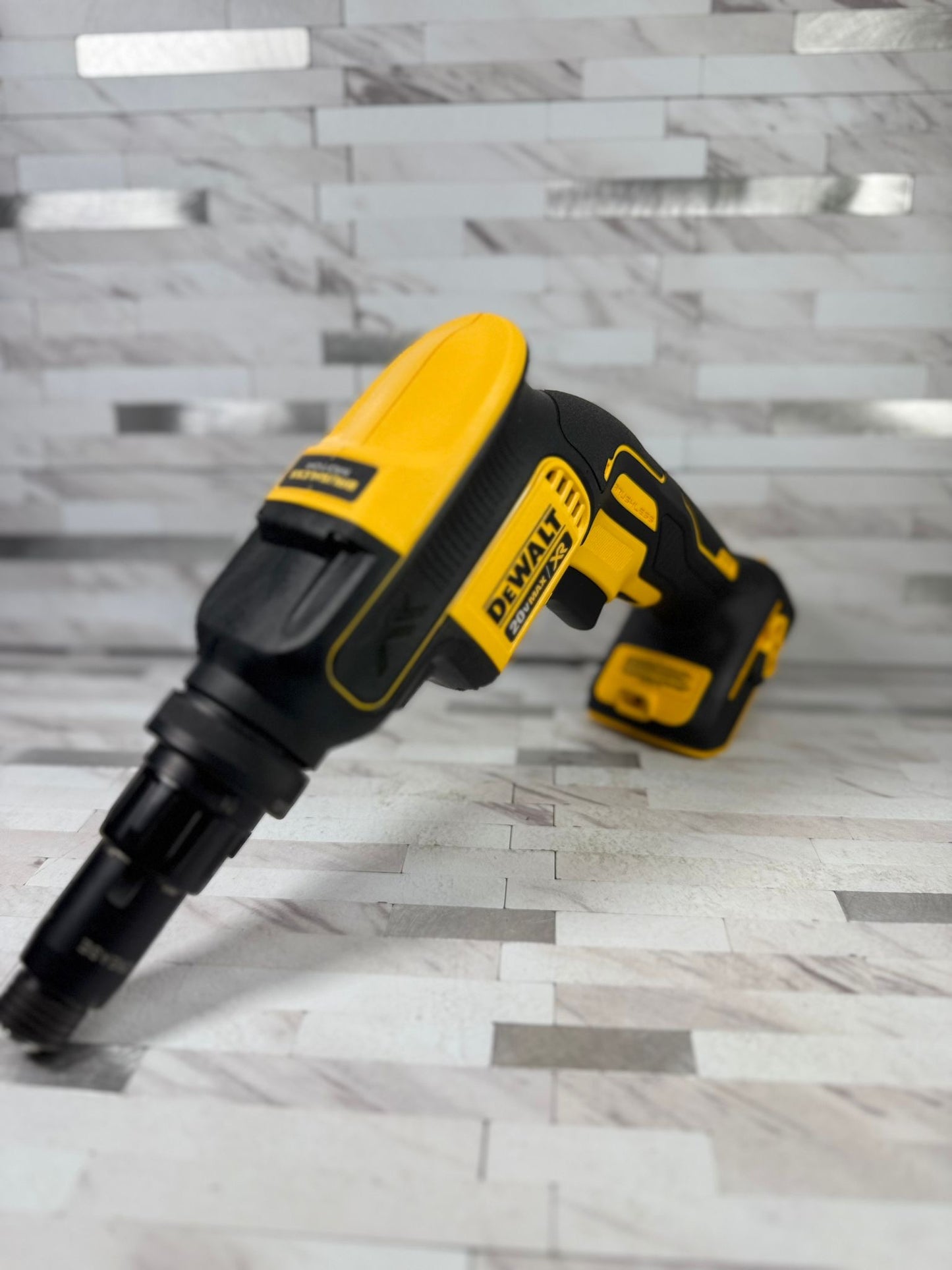 DEWALT XR 20-volt max Lithium ion (Li-ion) Brushless Screw Gun