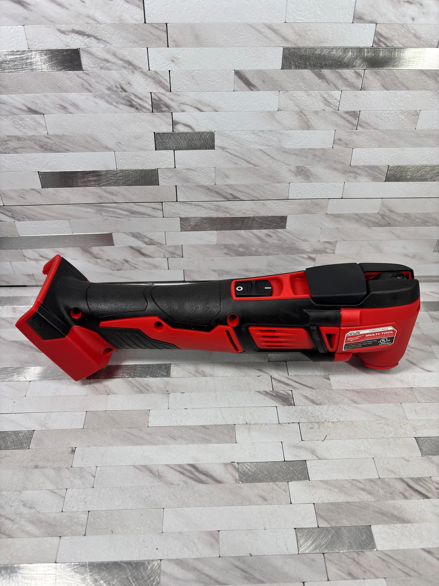 Milwaukee M18 18V Lithium-Ion Cordless Oscillating Multi-Tool (Tool-Only)