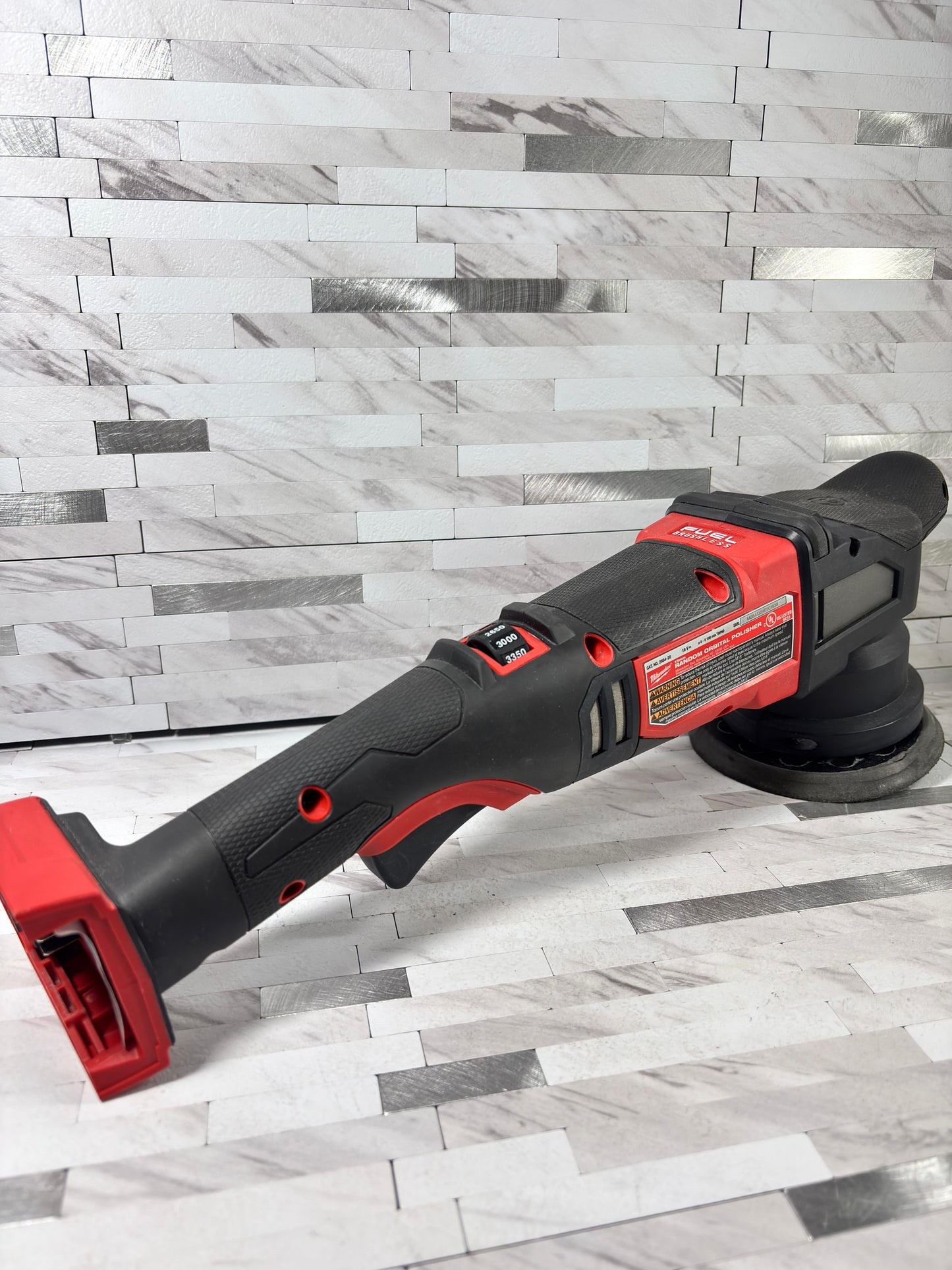 Milwaukee M18 FUEL18V Lithium-Ion Brushless Cordless 15MM DA Polisher (Tool-Only)