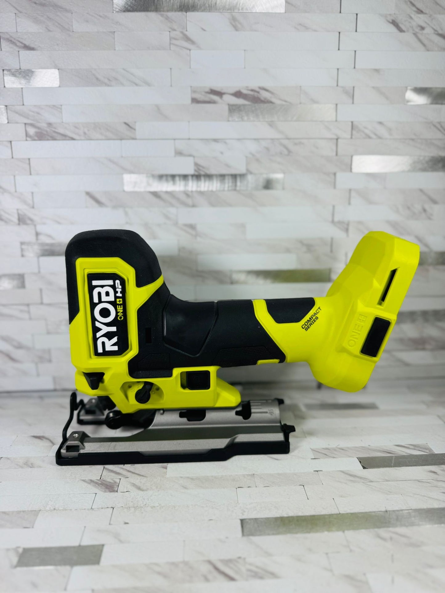 Ryobi ONE+ HP 18V Brushless Cordless Compact Barrel Grip Jig Saw (Tool Only)