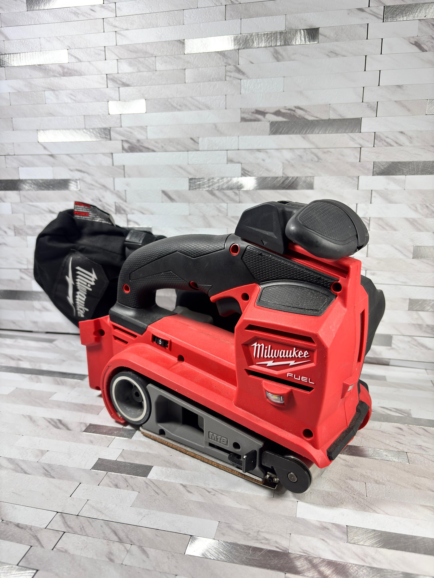 Milwaukee M18 FUEL 18-Volt Lithium-Ion Cordless Belt Sander (Tool-Only)