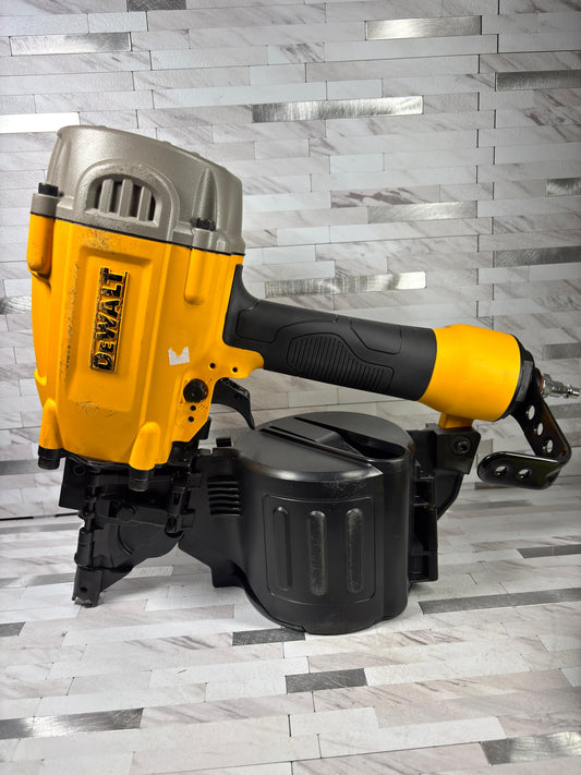 Dewalt Pneumatic 15° Coil Framing Nailer