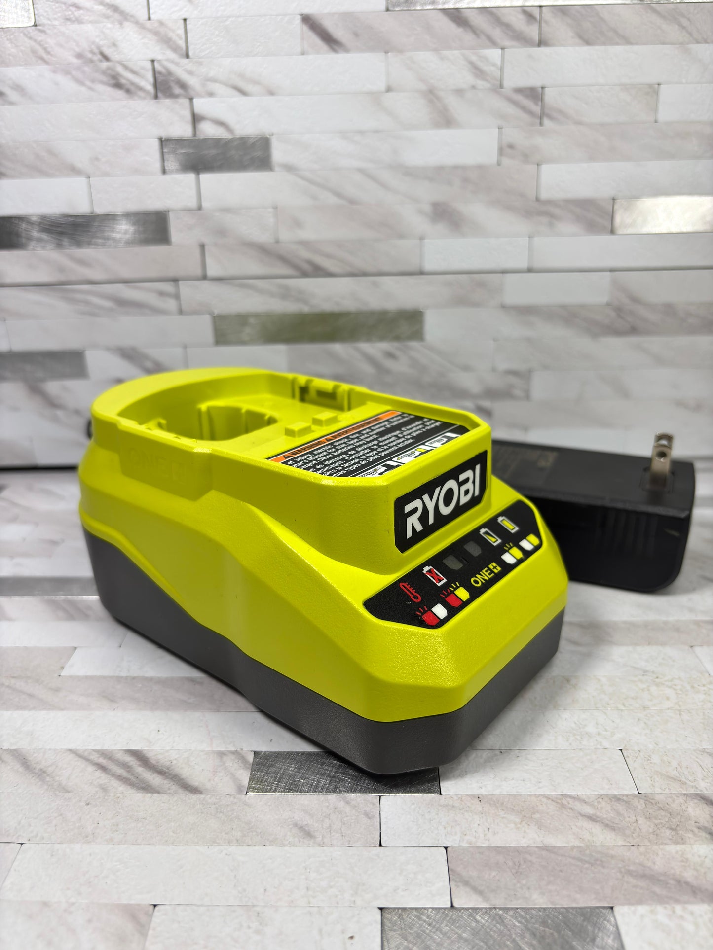 Ryobi ONE+ 18V Lithium-Ion Charger
