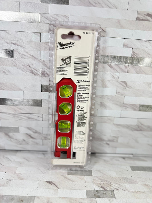 Milwaukee 6.5 in. Pipe Lock Billet Torpedo Level