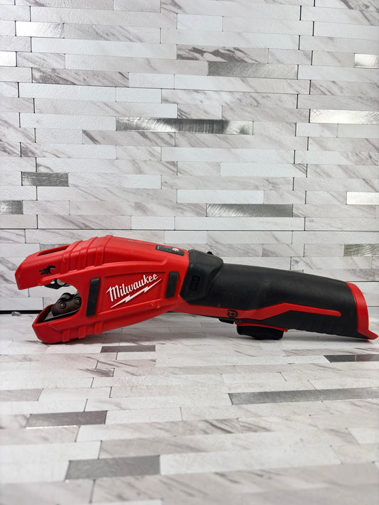 Milwaukee M12 12V Lithium-Ion Cordless Copper Tubing Cutter (Tool-Only)