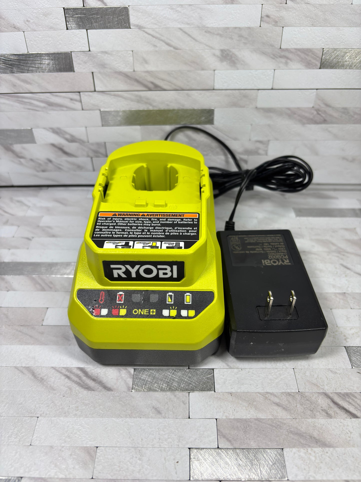 Ryobi ONE+ 18V Lithium-Ion Charger