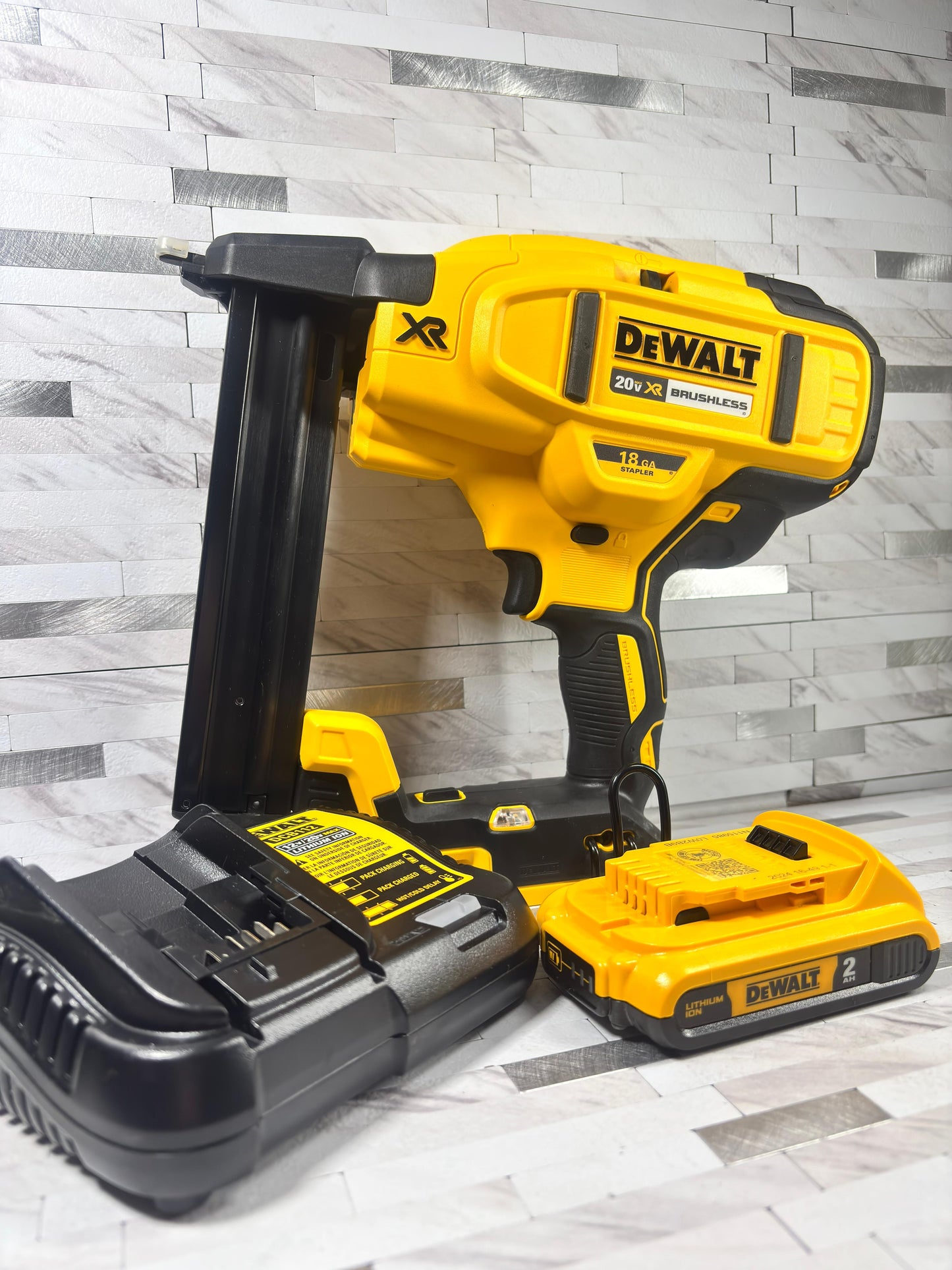 Dewalt 20V MAX XR Cordless 18-Gauge Narrow Crown Stapler Kit with 2.0Ah Battery, Charger