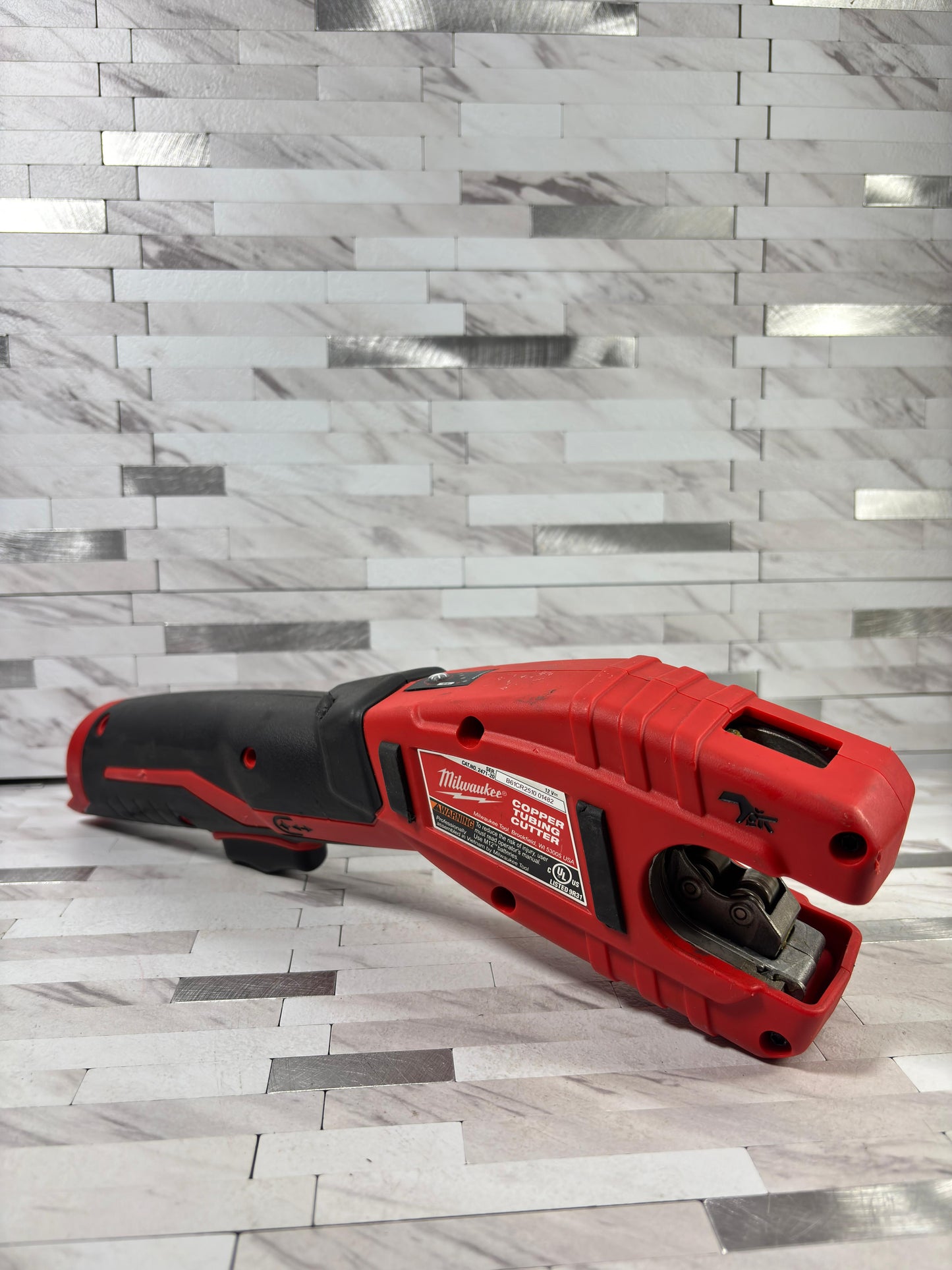 Milwaukee M12 12V Lithium-Ion Cordless Copper Tubing Cutter (Tool-Only)
