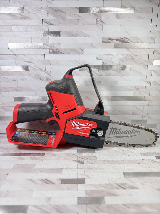 Milwaukee M12 FUEL 6 in. 12V Lithium-Ion Brushless Electric Cordless Battery Pruning Saw HATCHET (Tool-Only)