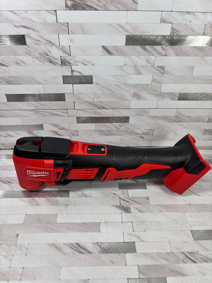 Milwaukee M18 18V Lithium-Ion Cordless Oscillating Multi-Tool (Tool-Only)