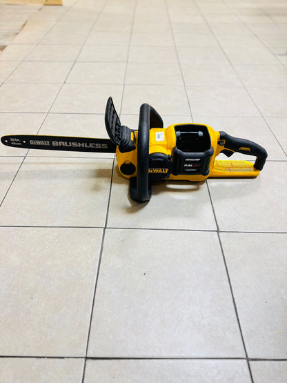 Dewalt Flexvolt 60V MAX 16in. Brushless Cordless Battery Powered Chainsaw (Tool Only) “NO CHAIN"