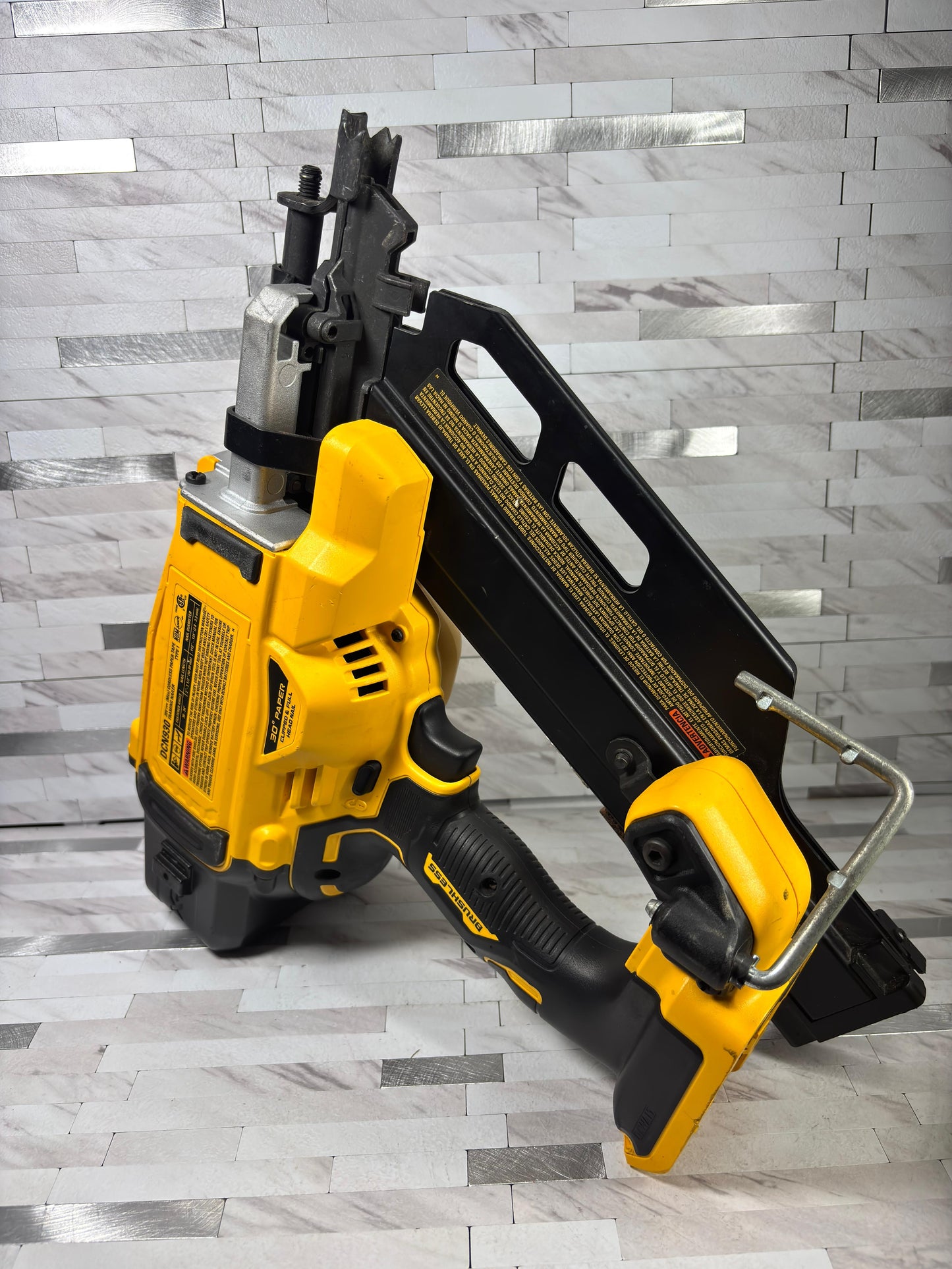 Dewalt 20-Volt 30° Cordless Framing Nailer (Tool-Only)