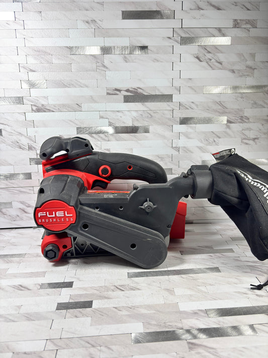 Milwaukee M18 FUEL 18-Volt Lithium-Ion Cordless Belt Sander (Tool-Only)