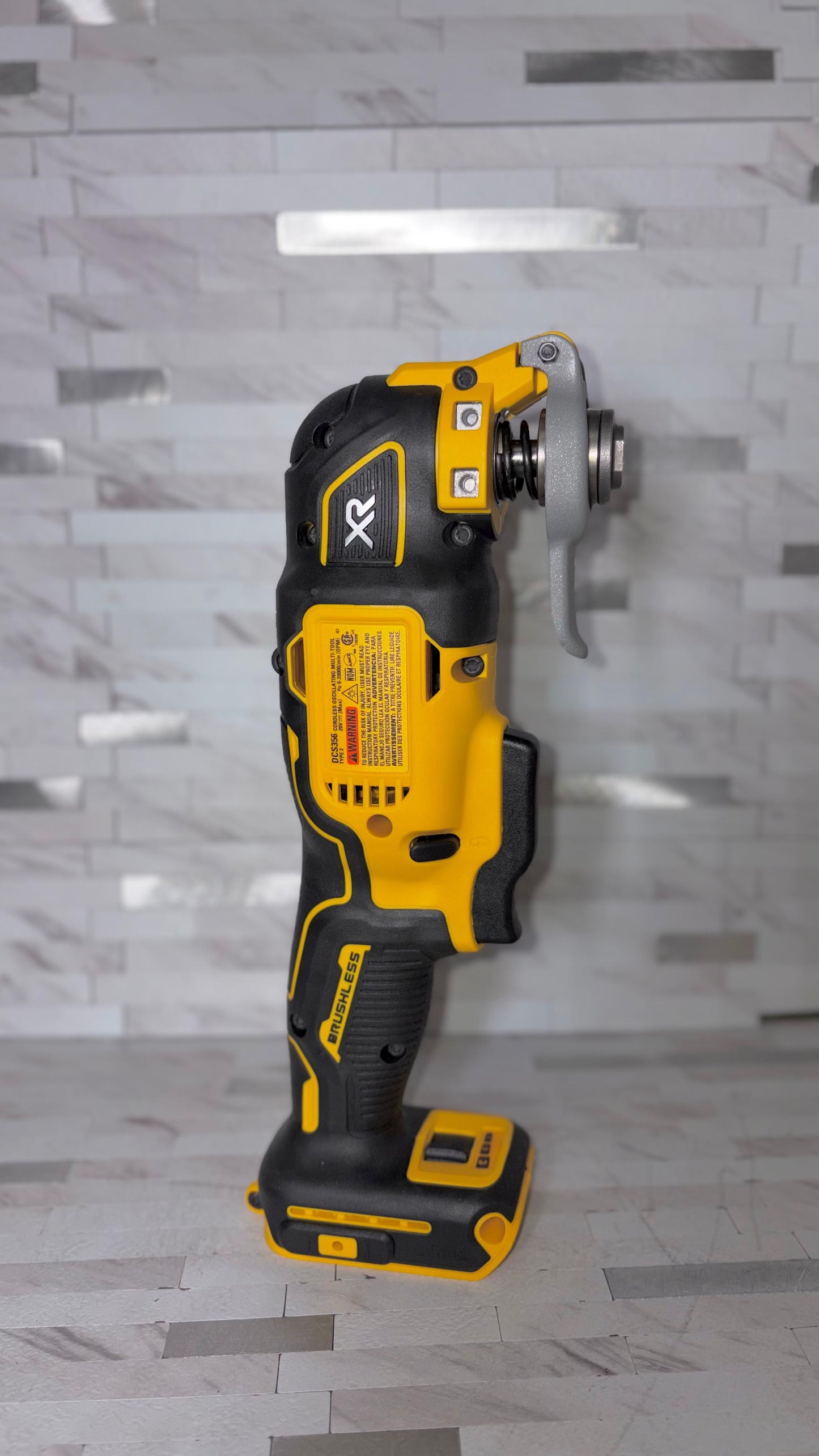 Dewalt 20V MAX XR Cordless Brushless 3-Speed Oscillating Multi Tool (Tool Only)