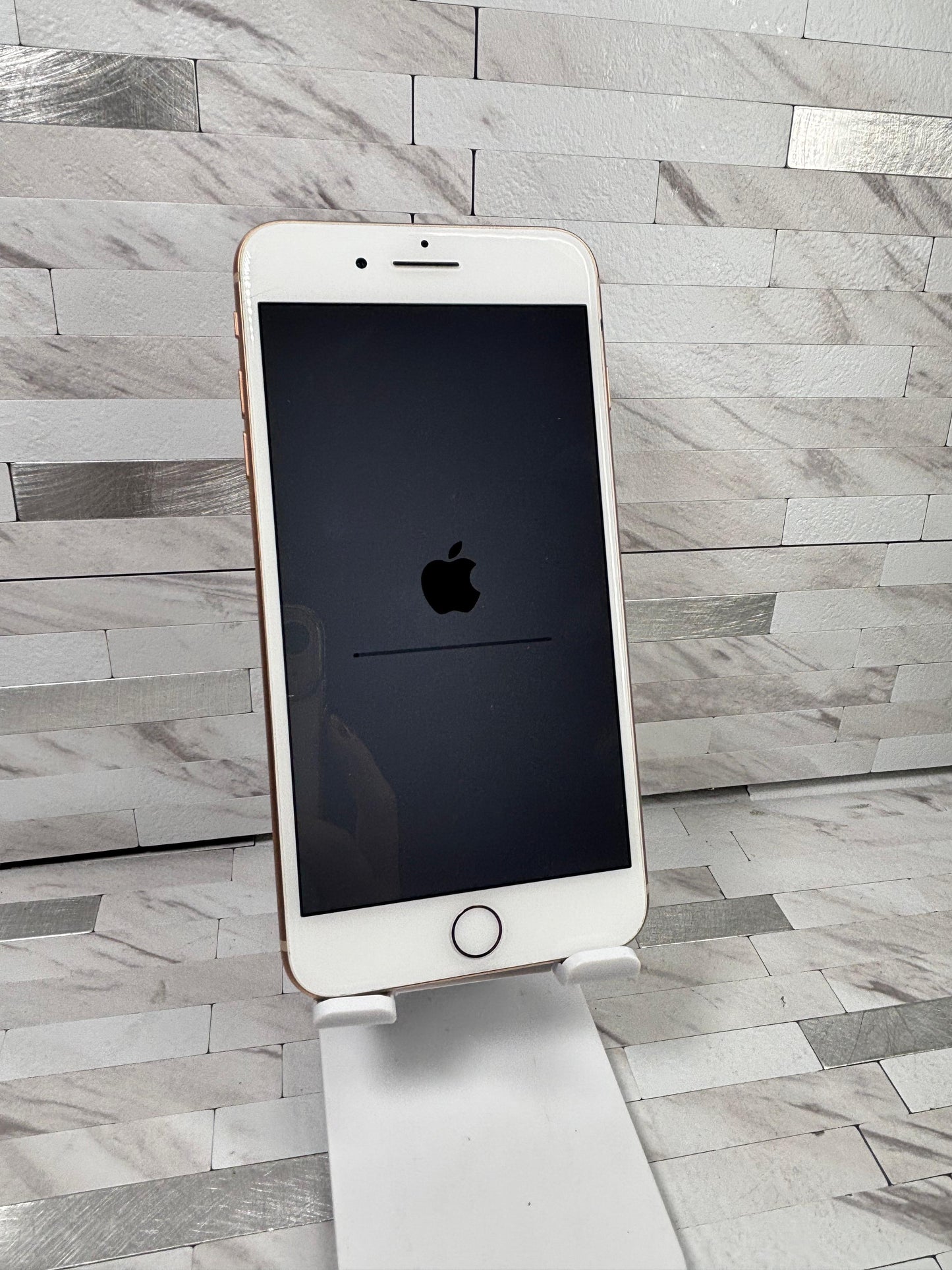 Refurbished iPhone 8 Plus 64GB