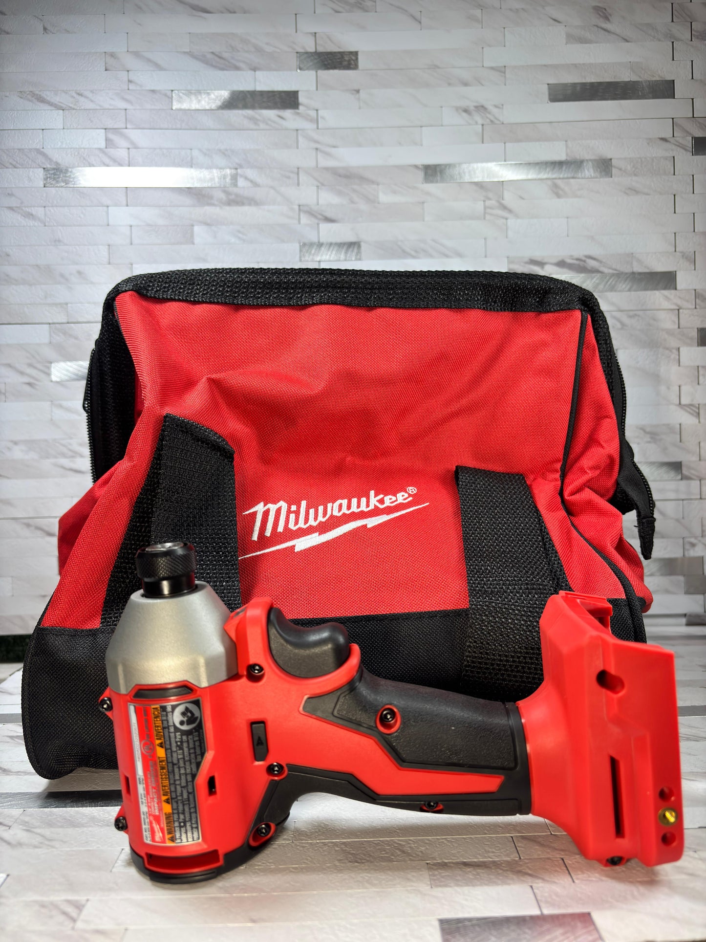 Milwaukee M18 18V Lithium-Ion Brushless Cordless 1/4 in. Compact Impact Driver (Tool Only)