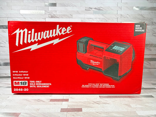 Milwaukee M18 18-Volt Lithium-Ion Cordless Electric Portable Inflator (Tool-Only)