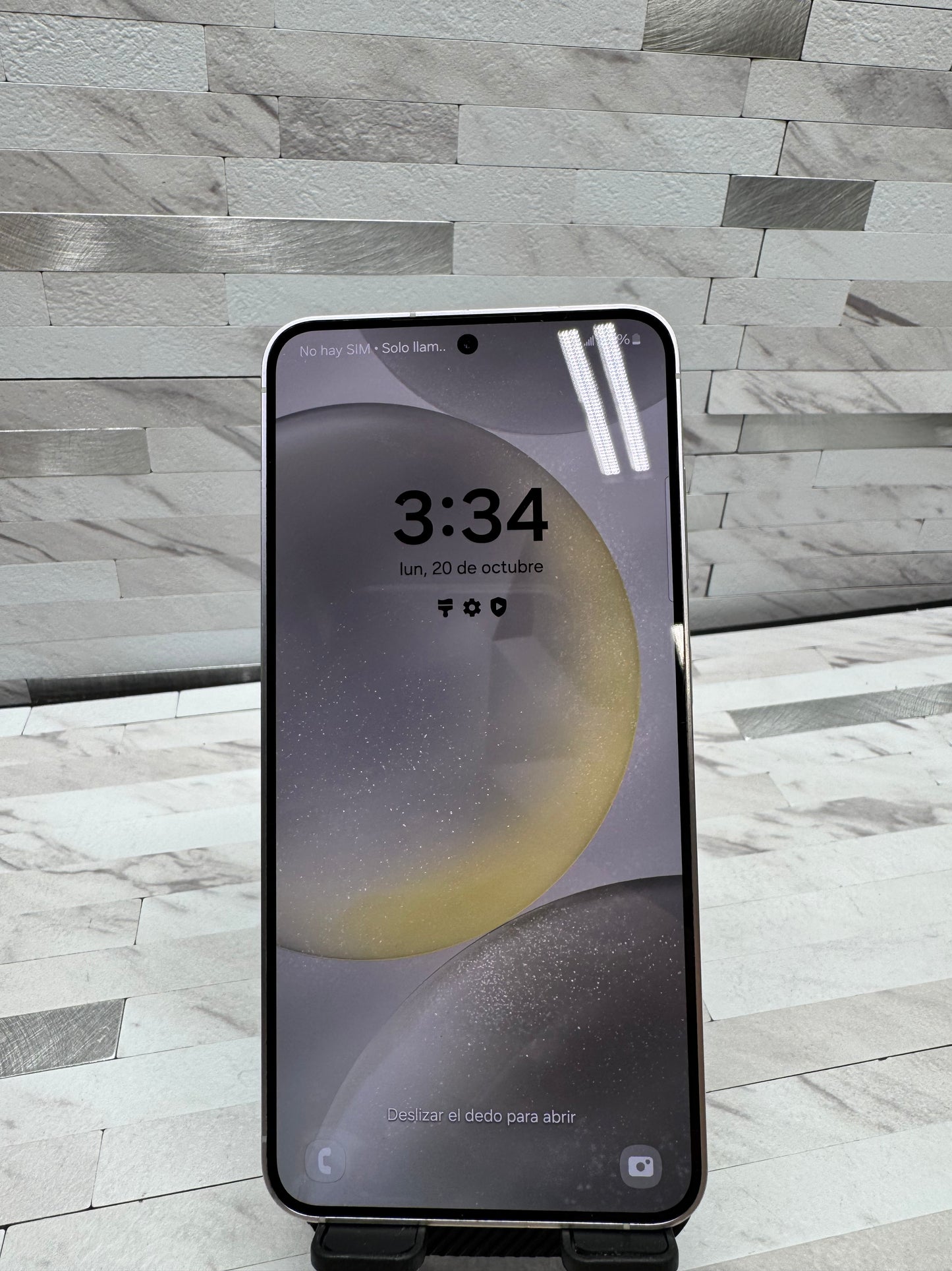 Refurbished Samsung Galaxy S24 128GB