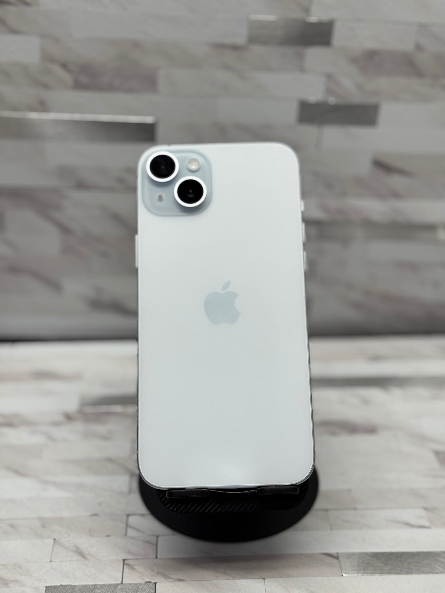 Refurbished iPhone 15 Plus 128GB