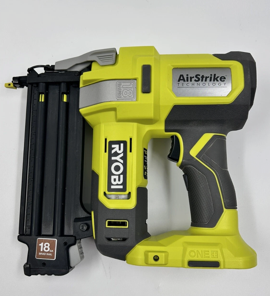 Ryobi ONE+ 18V Volt 18GA Brad Nailer-P321 Kit With Battery and Charger