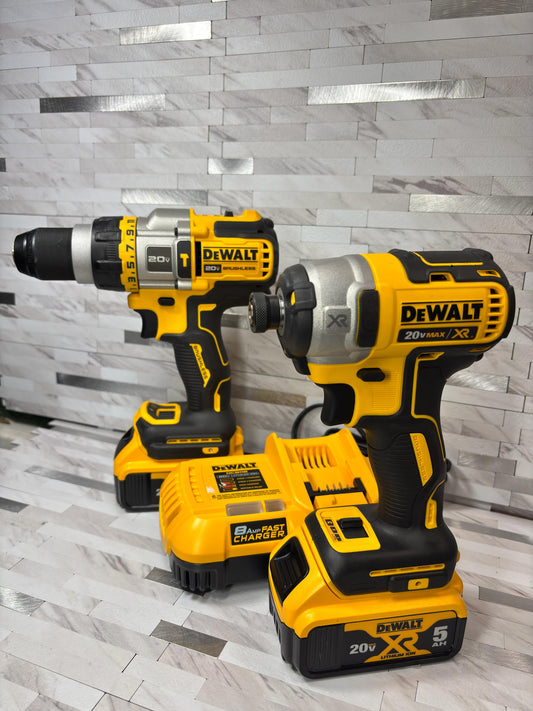 DEWALT 20V MAX 2 Tool Kit Including Hammer Drill/Driver with FLEX Advantage