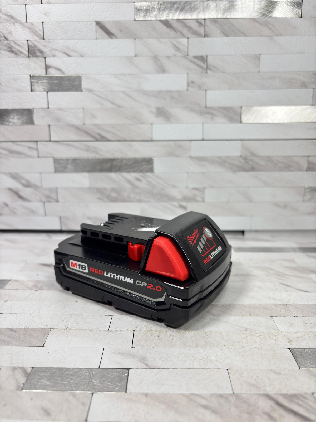 Milwaukee 48-11-1815 18V Lithium-Ion Compact Battery 2-Pack – Retail Package, High Performance For Power Tools