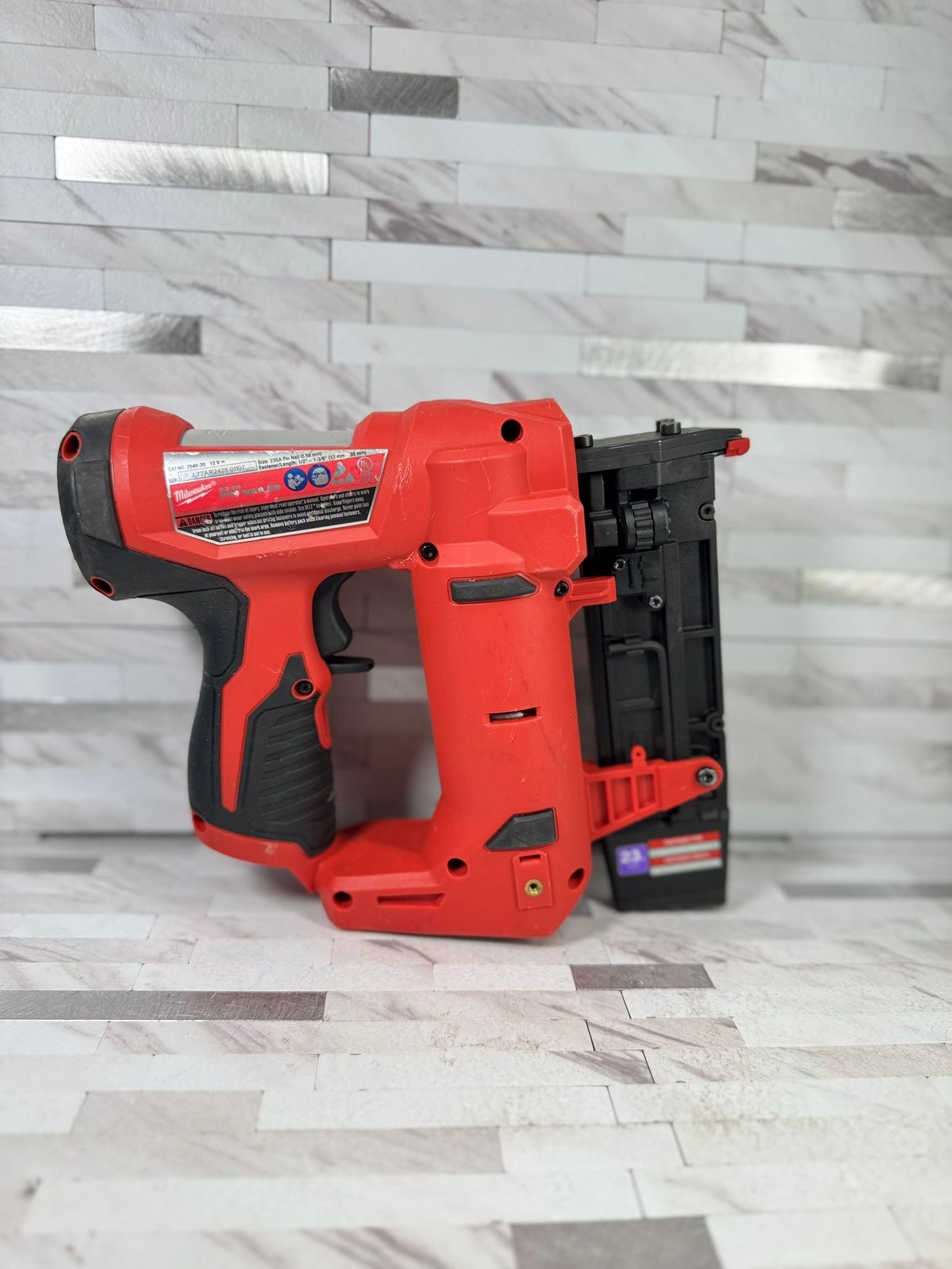 Milwaukee M12 12-Volt 23-Gauge Lithium-Ion Cordless Pin Nailer (Tool-Only)