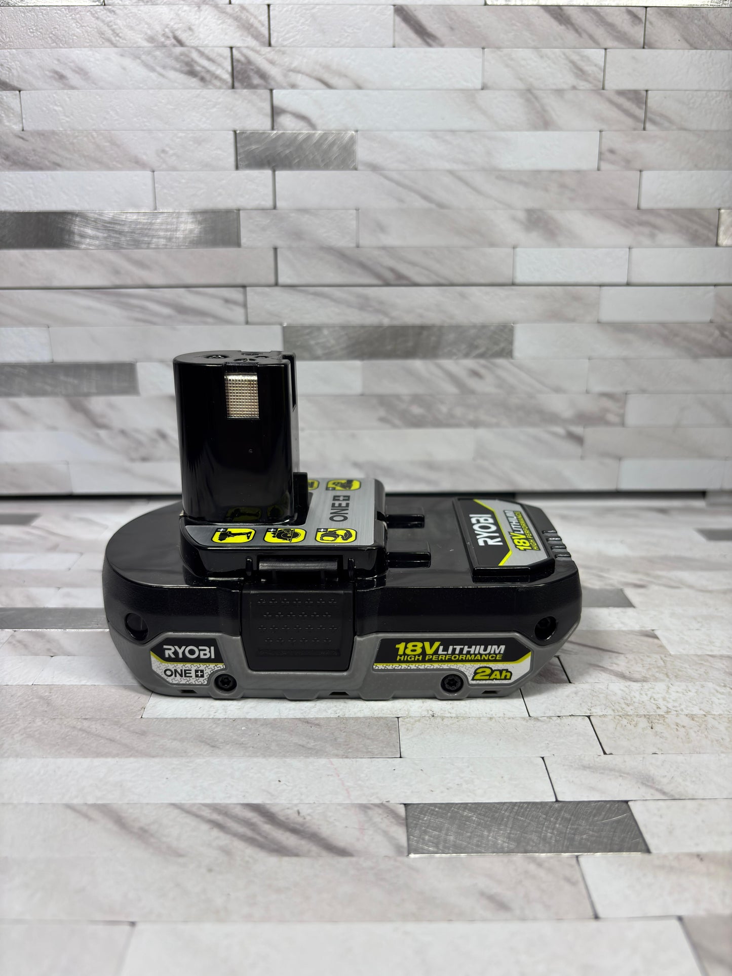 Ryobi ONE+ 18V 2.0 Ah Lithium-Ion HIGH PERFORMANCE Battery