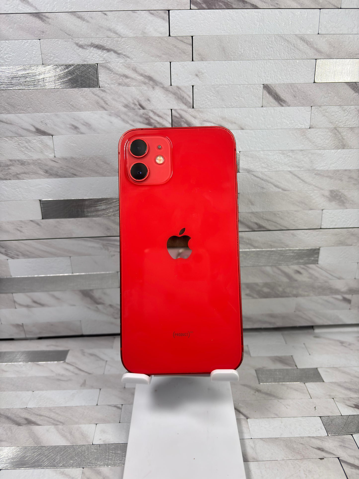 Refurbished iPhone 12 64GB