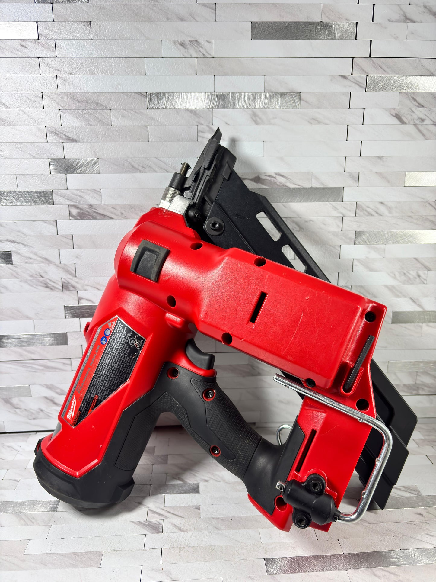 Milwaukee M18 FUEL 3-1/2 in. 18-Volt 30-Degree Lithium-Ion Brushless Cordless Framing Nailer (Tool-Only)