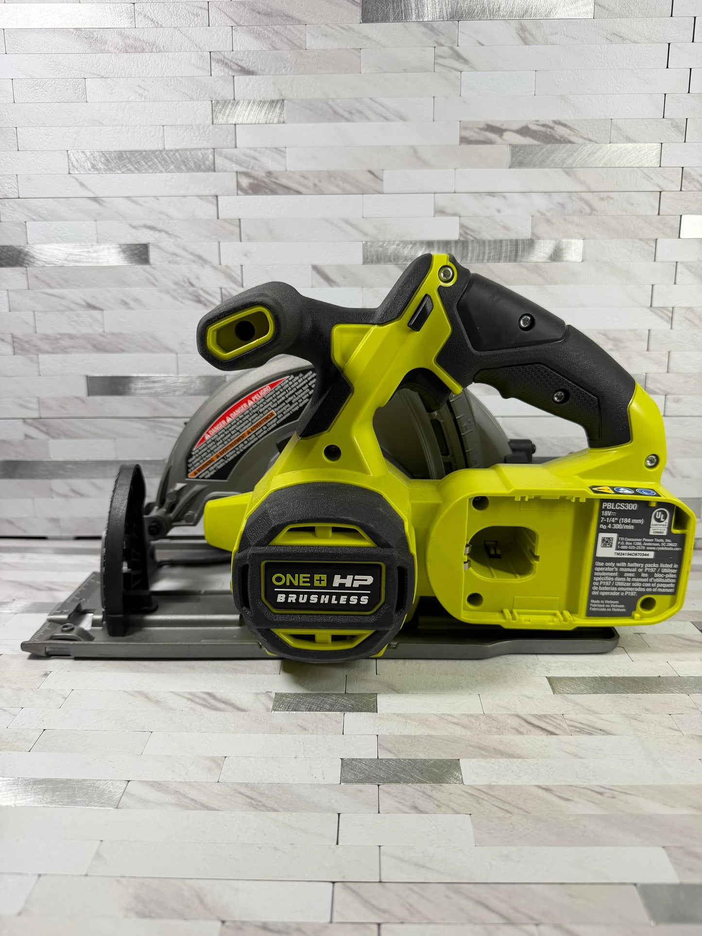 Ryobi ONE+ HP 18V Brushless Cordless 7-1/4 in. Circular Saw (Tool Only)