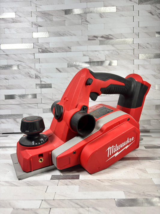 Milwaukee M18 18V Lithium-Ion Cordless 3-1/4 in. Planer (Tool-Only)