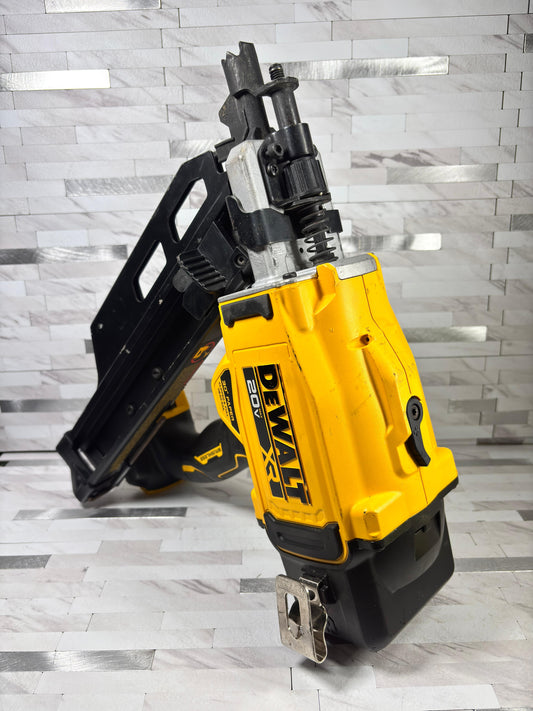 Dewalt 20-Volt 30° Cordless Framing Nailer (Tool-Only)