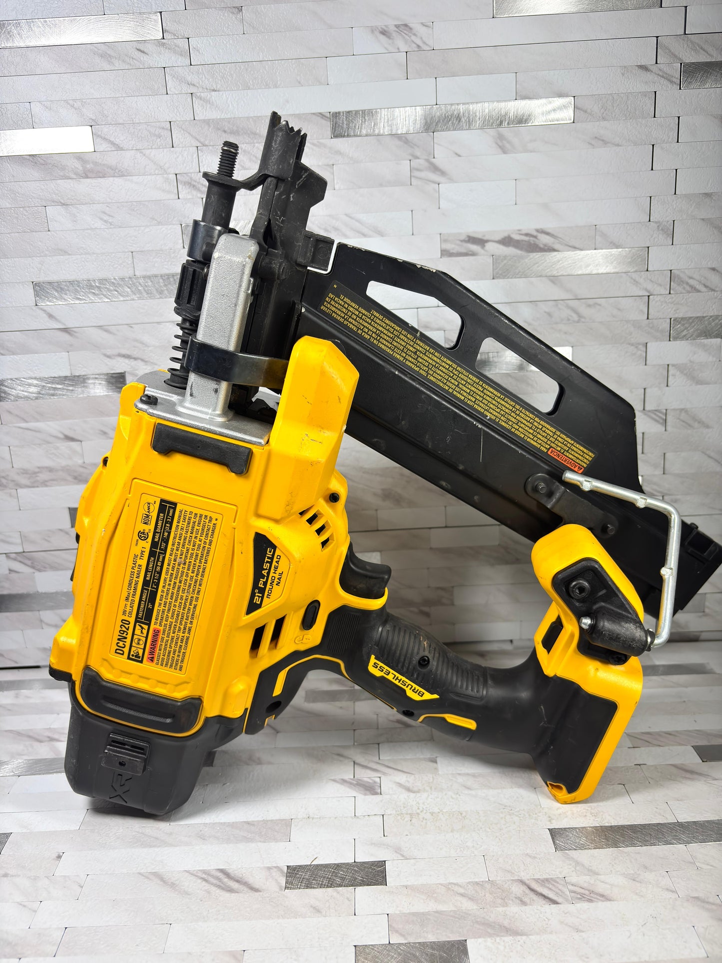 Dewalt 20-Volt 21° Cordless Framing Nailer (Tool-Only)